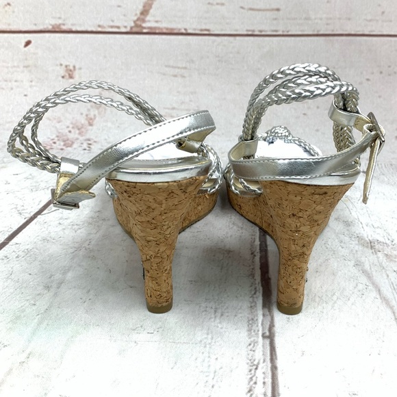 MICHAEL Michael Kors silver wedge sandal 81/2 M - Picture 3 of 6